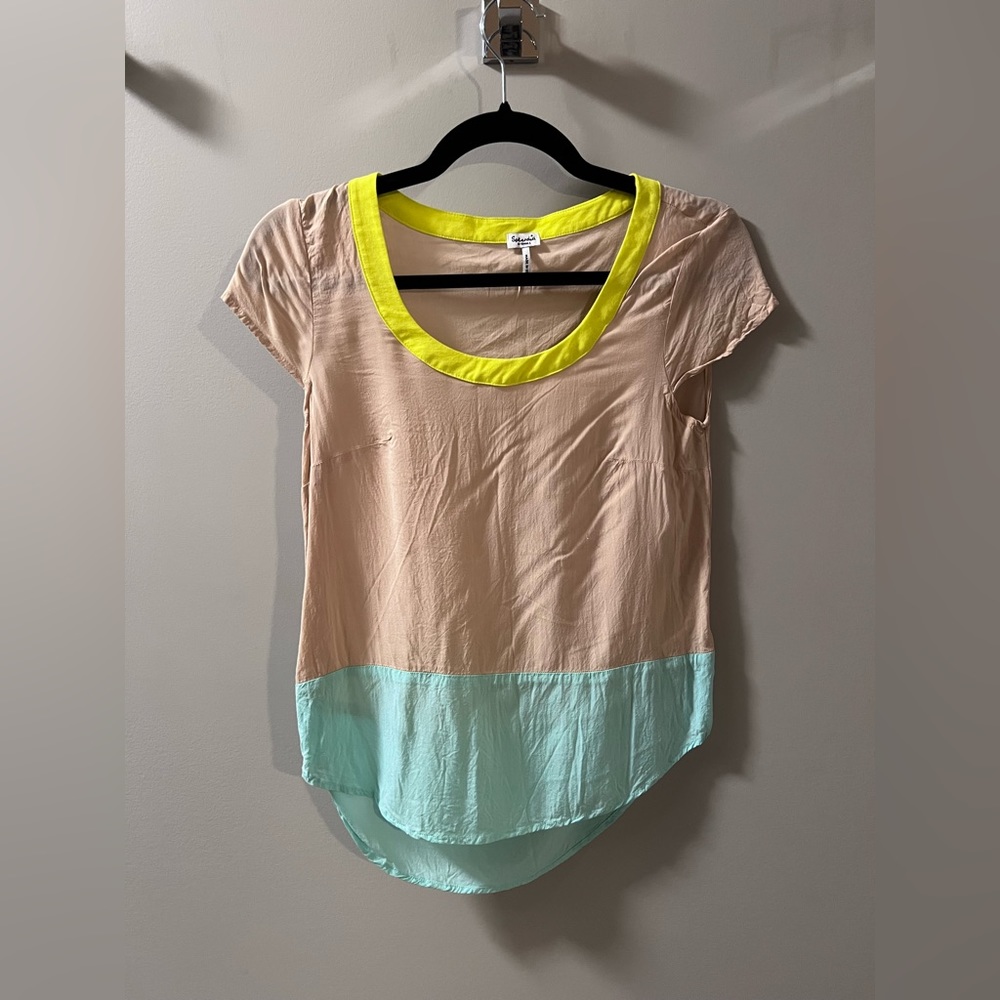 Splendid colour block top